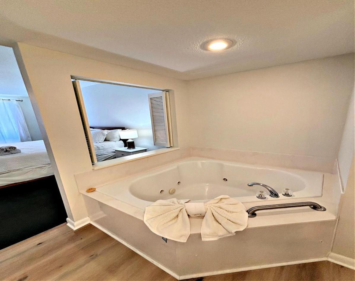 Vacation In Comfort And Luxury - 2br Direct Oceanview - Wyndham Ocean Walk - 2432-1 Apartamento Daytona Beach